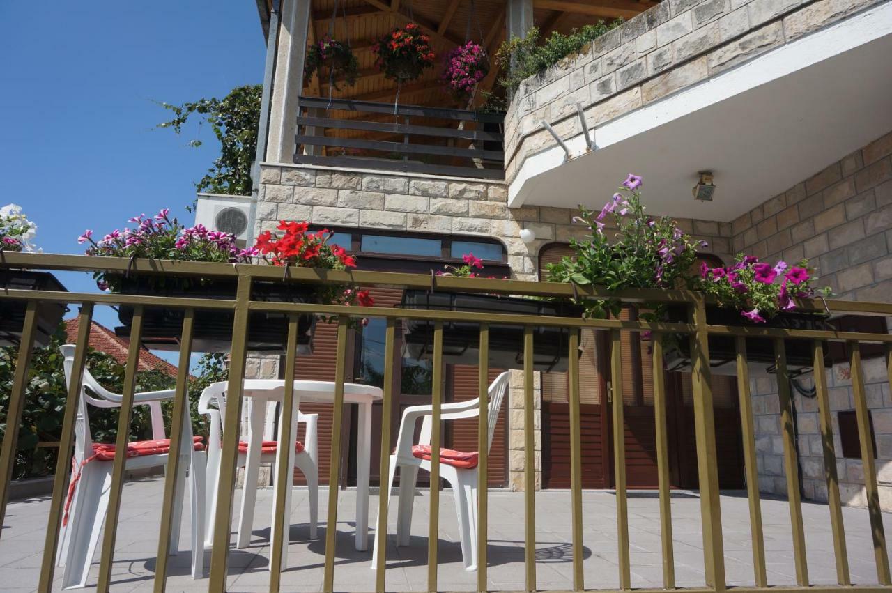 Apartments Bozic Trebinje Exteriör bild